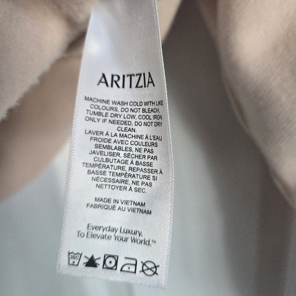 Aritzia TNA Cozy Sweatfleece Boyfriend Boxy Zip Hoodie In Seashell Pink Size S - Picture 8 of 15